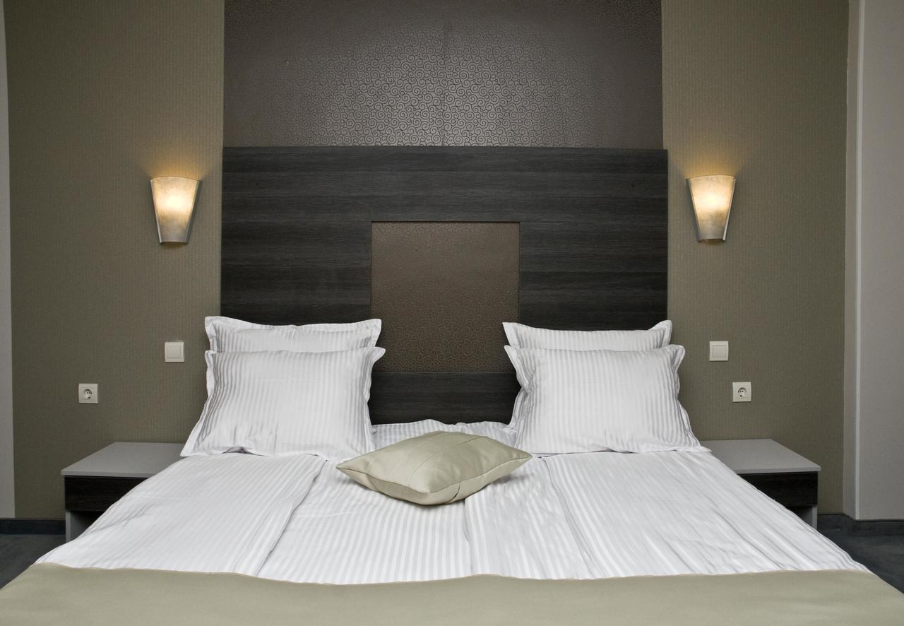 Hotel 4 Zona Sofia Buitenkant foto